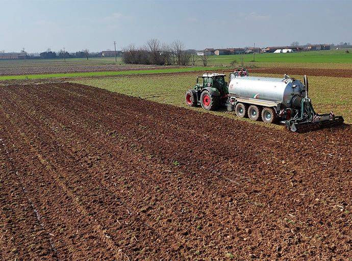 Digestato, Coldiretti Torino spinge per l’equiparazione ai fertilizzanti chimici: impatto su costi agricoli e sostenibilità